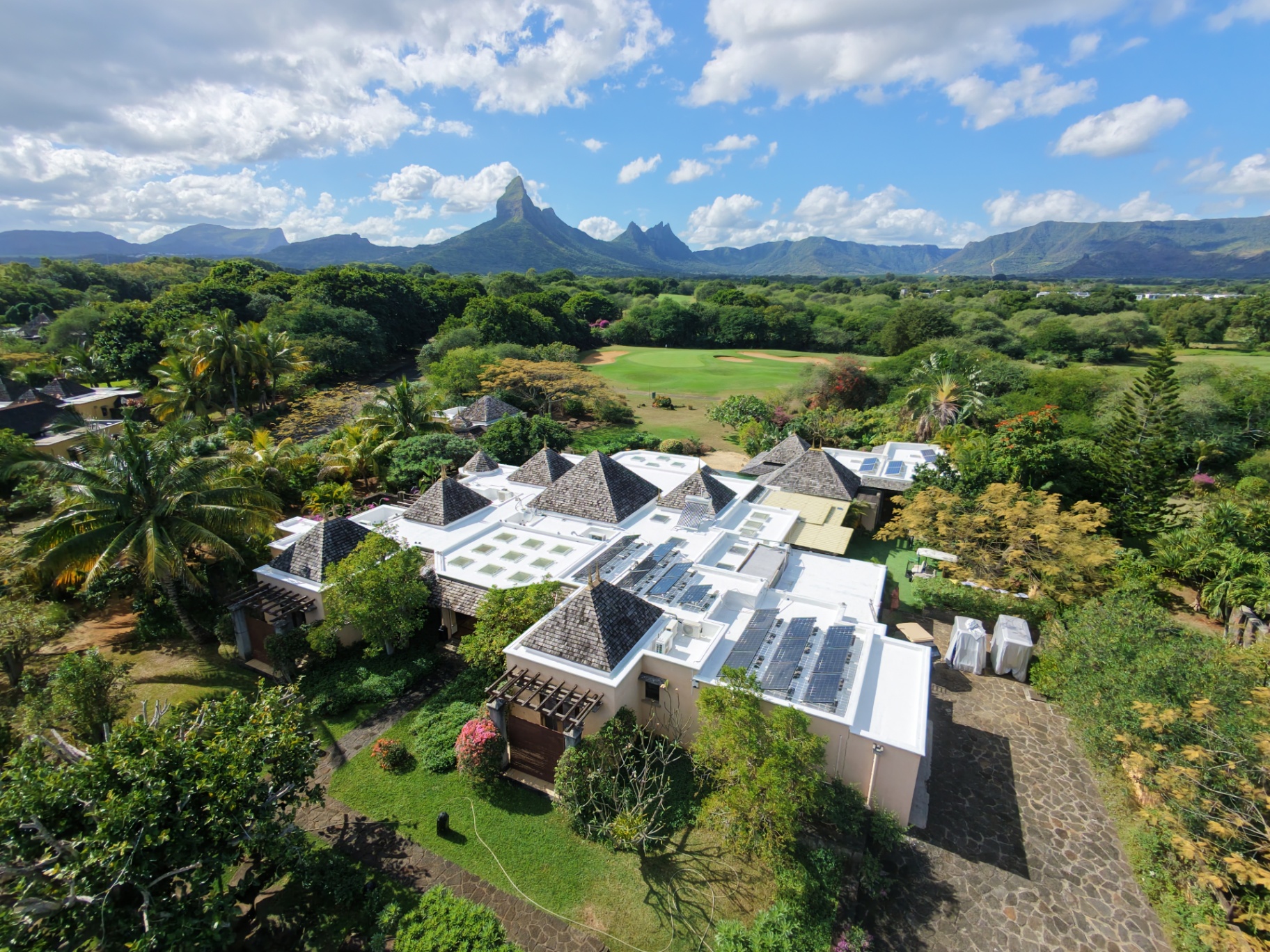 Toiture-terrasse protégée par Riteseal sur une villa à Maurice